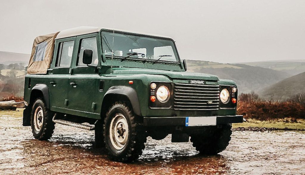 Marche-Pied Defender 110 : Choisir le Bon Modèle