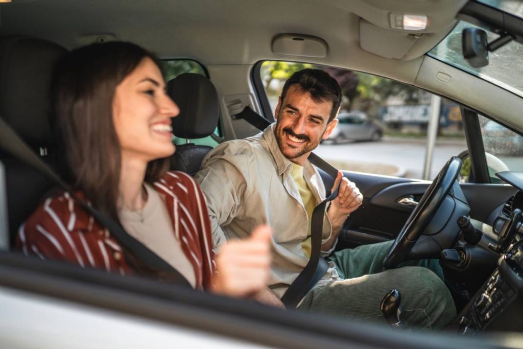 Faire baisser sa prime : la méthode pour une assurance auto abordable